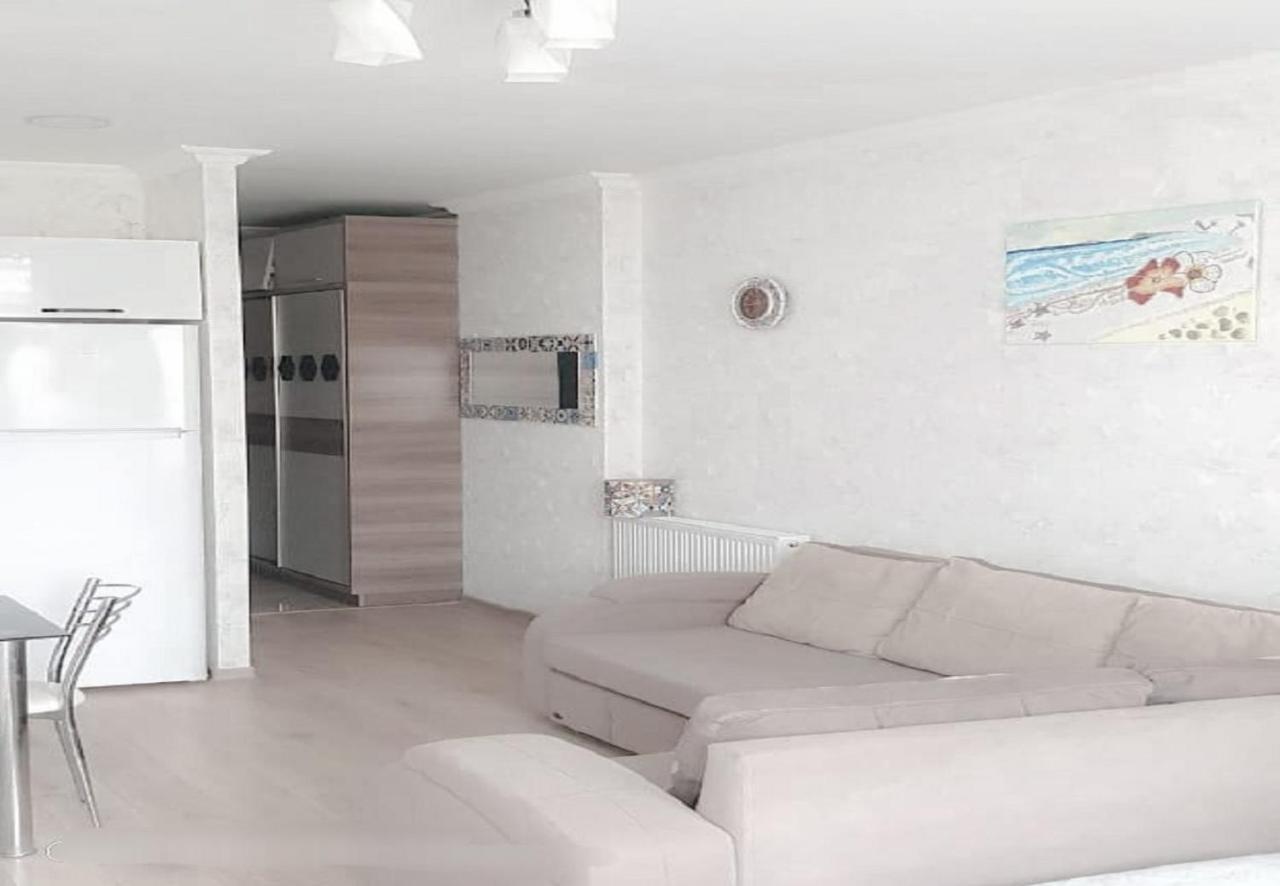 Sunny Mood Batumi Appartement Buitenkant foto
