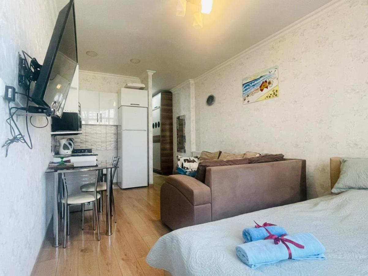 Sunny Mood Batumi Appartement Buitenkant foto