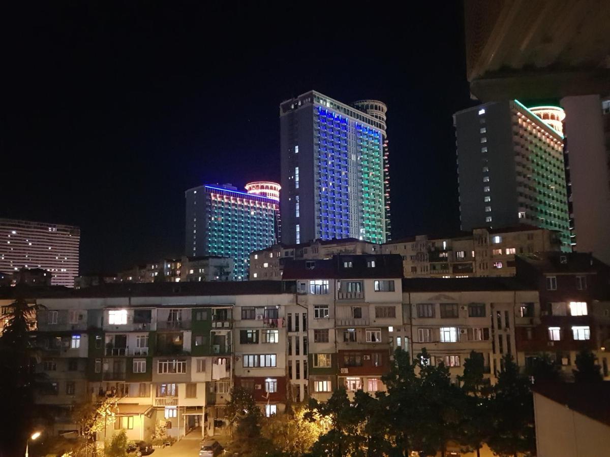 Sunny Mood Batumi Appartement Buitenkant foto